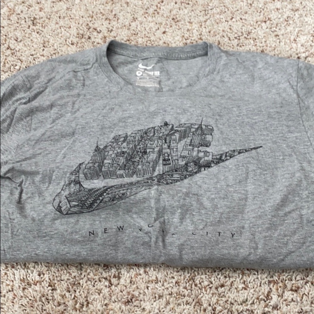 Men’s Medium Tee Bundle!!! - image 8